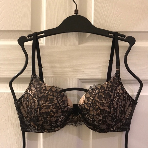 💖Victoria Secret Very Sexy Push-up Bra - Picture 1 of 4